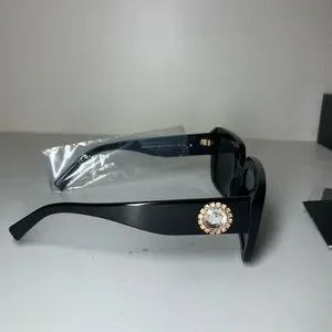 Versace | Accessories | Nwt Womens Versace Sunglasses  display picture 1